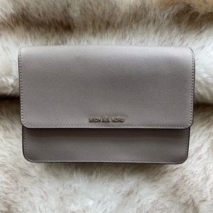 Michael Kors Daniela Large Saffiano Leather Crossbody Bag